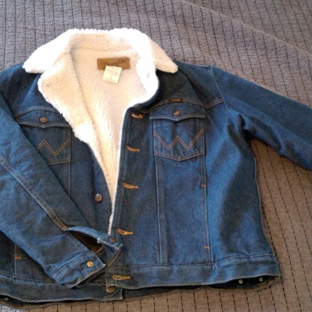 Wrangler fleece lined jean jacket